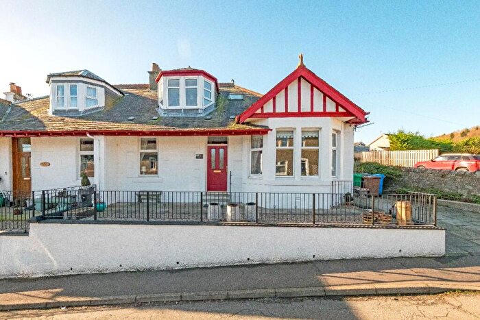 3 Bedroom Semi Detached House For Sale In Kincraig, Murrell Road, KY3