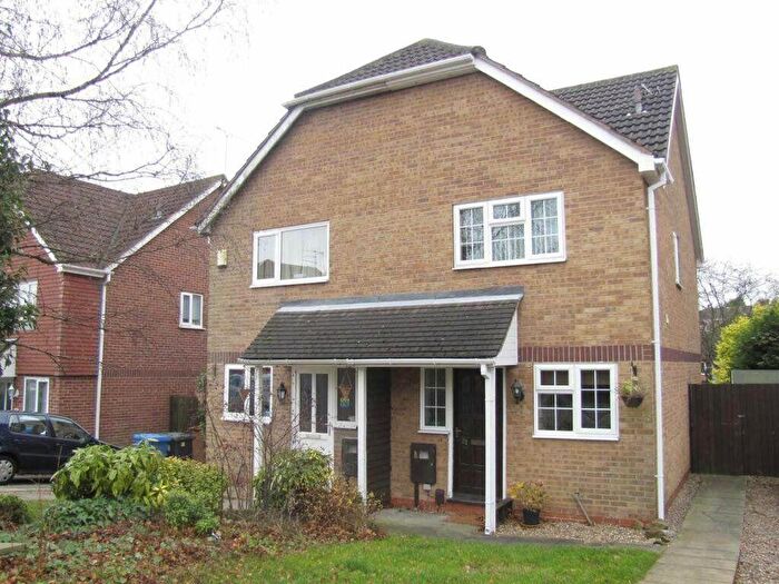 2 Bedroom Semi-Detached House To Rent In Saffron Drive, Oakwood, DE21