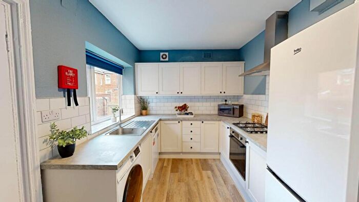 4 Bedroom House To Rent In Spencer Street, NE6