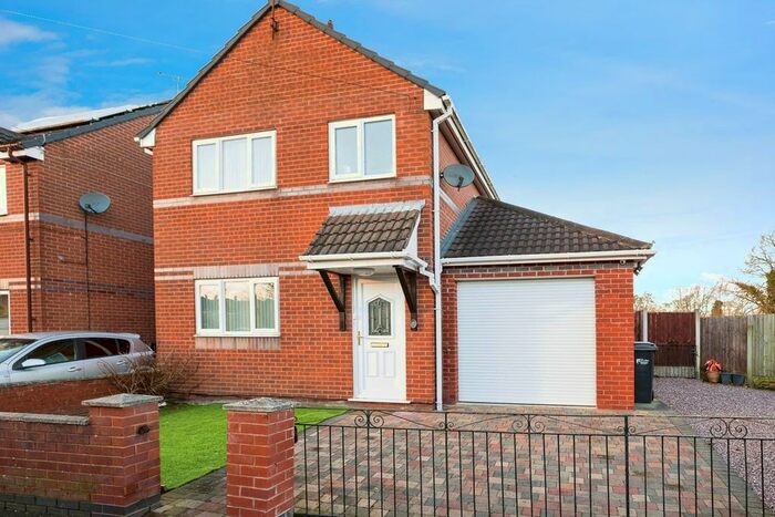 3 Bedroom Detached House For Sale In Phoenix Street, Sandycroft, Deeside, CH5