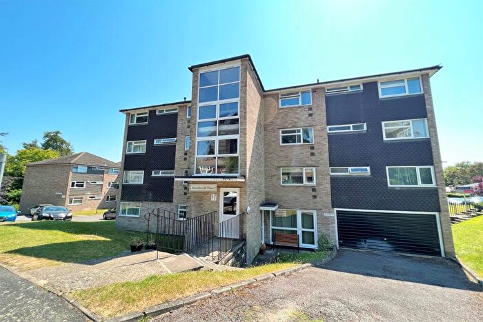 2 Bedroom Flat To Rent In Winchester, SO23
