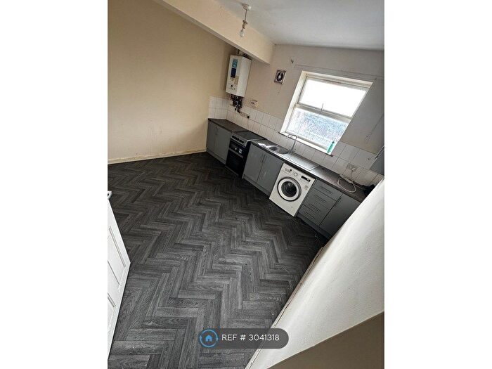 1 Bedroom Flat To Rent In Victoria Square, Worksop, S80