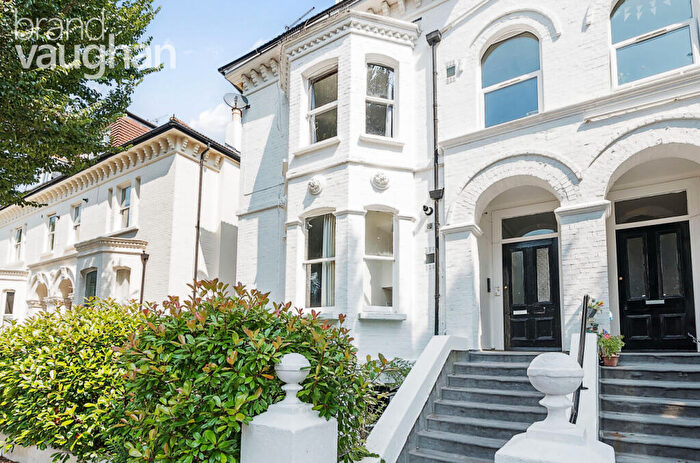 2 Bedroom Flat To Rent In Clarendon Villas, Hove, East Sussex, BN3