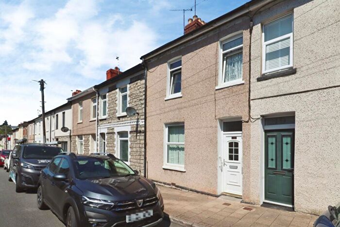 3 Bedroom Terraced House For Sale In Hewell Street, Penarth, CF64
