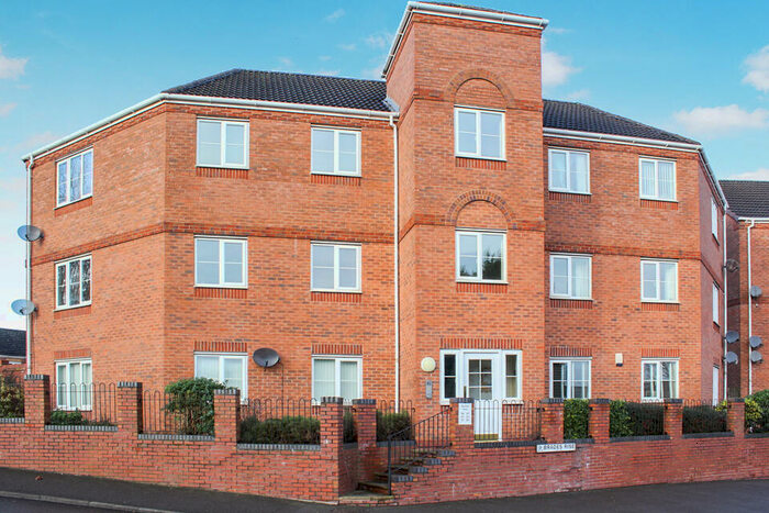 2 Bedroom Apartment To Rent In Brades Rise, Oldbury, B69
