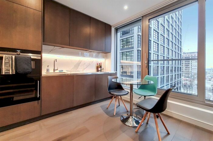 Studio To Rent In Park Drive, E14