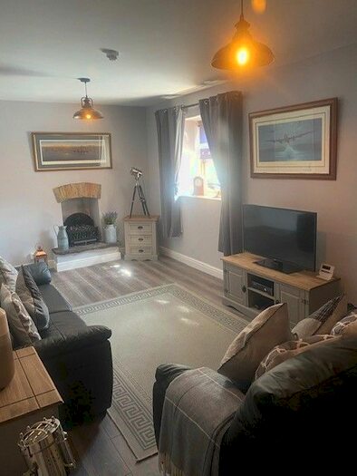 1 Bedroom Flat To Rent In Main Road, Ynysddu, Newport, NP11