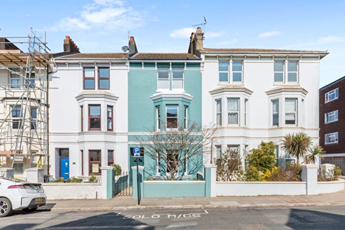 4 Bedroom Detached House To Rent In Queens Park Road, Brighton, BN2
