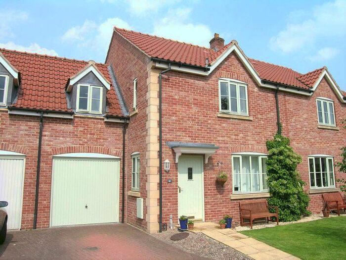 4 Bedroom Terraced House To Rent In Lions Orchard, Holt, BA14