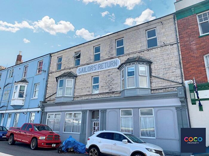 2 Bedroom Flat To Rent In Castletown, Portland, DT5