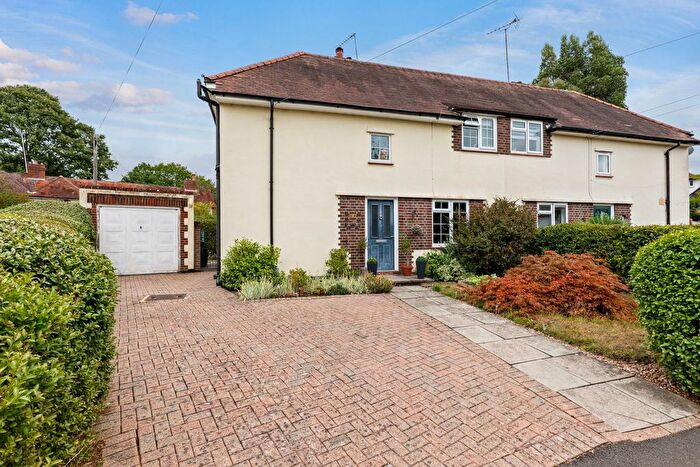 3 Bedroom Semi-Detached House For Sale In Poplar Avenue, Leatherhead, KT22