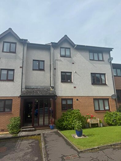 2 Bedroom Flat To Rent In Church Place, Rhu, G84