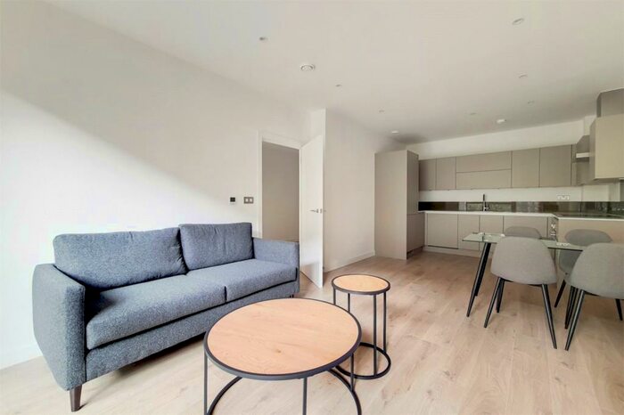 1 Bedroom Apartment To Rent In Atlantis Avenue, London, E16