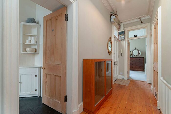 2 Bedroom Flat For Sale In Montgomery Street, Edinburgh, EH7