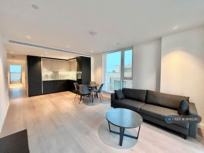 2 Bedroom Flat To Rent In Kennington Lane, London, SE11