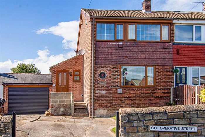 3 Bedroom End Terrace House For Sale In Co Operative Street, Dewsbury, WF12