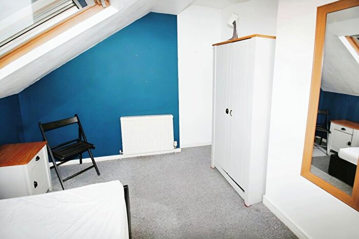 1 Bedroom Terraced House To Rent In Stafford Road, Sheffield, South Yorkshire, S2