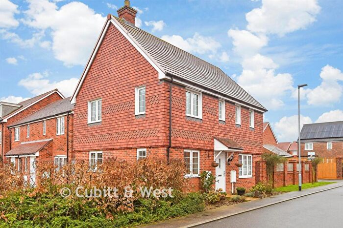 3 Bedroom Detached House For Sale In Emerald Road, Forge Wood, Crawley, West Sussex, RH10