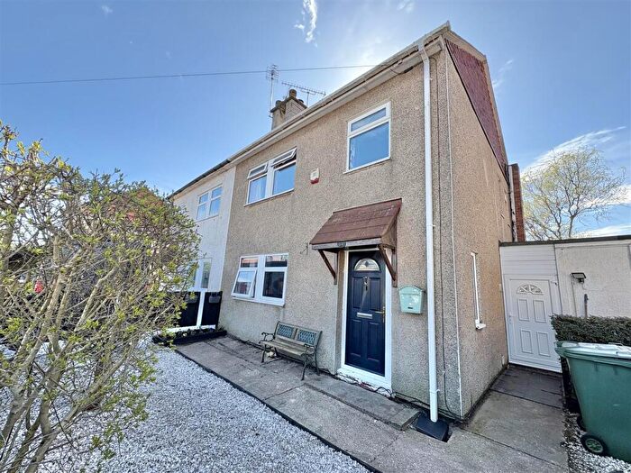 3 Bedroom Semi Detached House For Sale In Wainwright Avenue, Mansfield, NG19