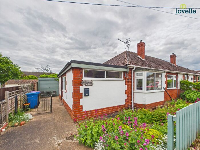2 Bedroom Semi-Detached Bungalow For Sale In Hawthorn Avenue, Cherry Willingham, LN3