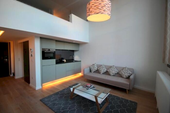 1 Bedroom Flat To Rent In Flat, Mcdonald Road, Edinburgh, EH7