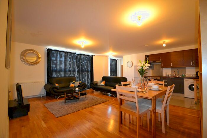 2 Bedroom Flat To Rent In Tyler Street, London, SE10