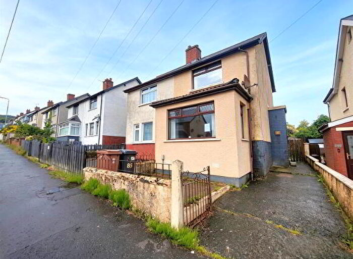 2 Bedroom Semi-Detached House For Sale In Wallasey Park, Belfast, BT14