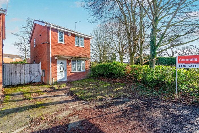 2 Bedroom Detached House For Sale In Brooklime Gardens, Featherstone, Wolverhampton, WV10