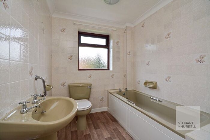 3 Bedroom Bungalow For Sale In Pightle Way, Reepham, Norfolk, NR10