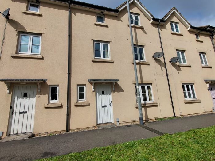 4 Bedroom Property To Rent In New Road, Frome, BA11