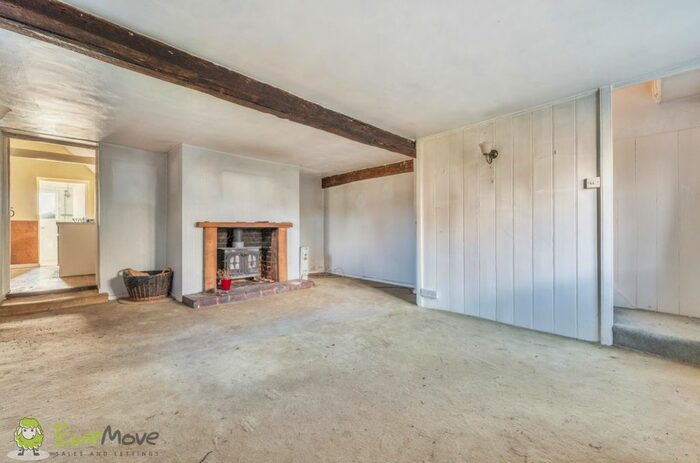 3 Bedroom End Of Terrace House For Sale In Fishermans Lane, Aldermaston, Reading, Berkshire, RG7