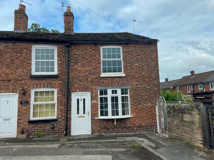 2 Bedroom End Of Terrace House To Rent In Pleasant Street, Macclesfield, SK10