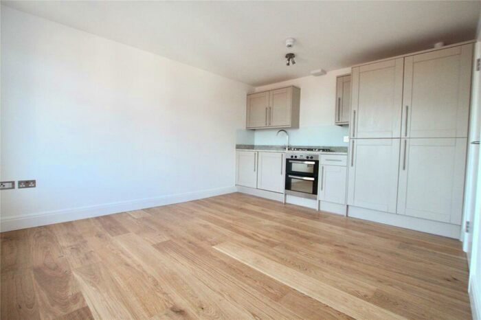 1 Bedroom Flat To Rent In Sheen Lane House, Upper Richmond Road West, SW14