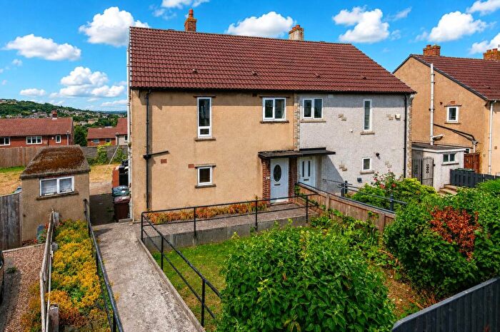 3 Bedroom Semi Detached House For Sale In Denby Drive, Baildon, Shipley, West Yorkshire, BD17