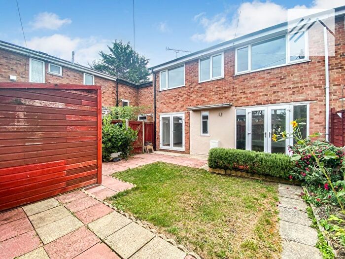 3 Bedroom Terraced House For Sale In Dinant Avenue, Canvey Island, SS8