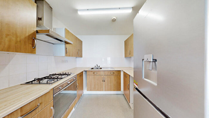 1 Bedroom Flat For Sale In Abbotts Wharf, Stainsby Rd, London, E14