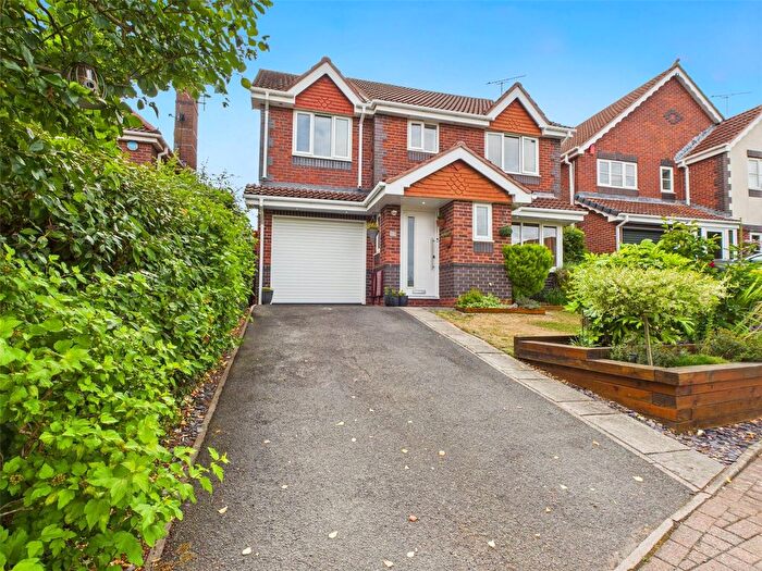 4 Bedroom Detached House For Sale In Cobden Avenue, Worcester, Worcestershire, WR4
