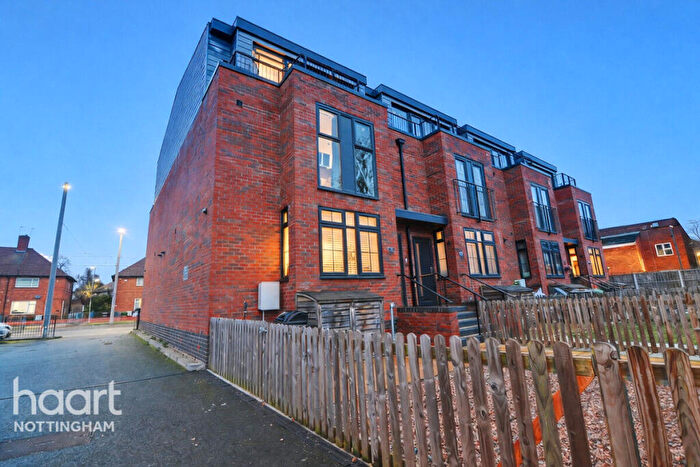 3 Bedroom End Of Terrace House For Sale In Gregory Street, Lenton, Nottingham, NG7