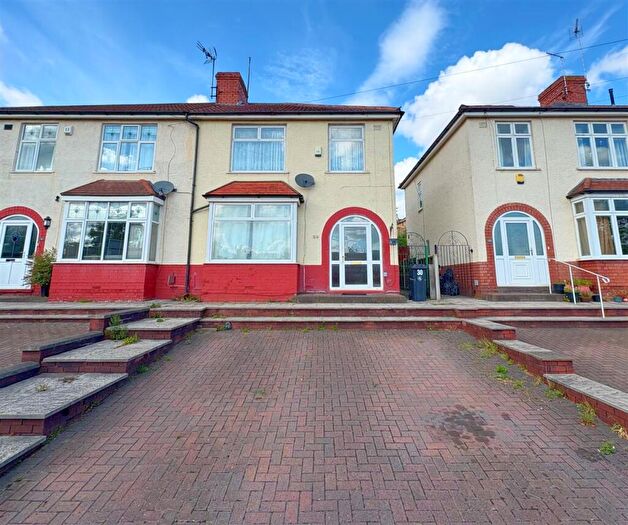 3 Bedroom Semi-Detached House For Sale In Airport Road, Bristol, BS14