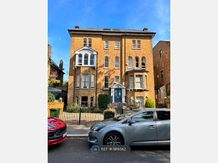 2 Bedroom Flat To Rent In Underhill Road, London, SE22