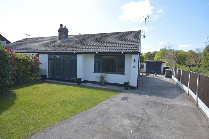 2 Bedroom Semi-Detached Bungalow For Sale In Sycamore Drive, Sutton Weaver, WA7