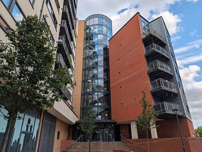 1 Bedroom Apartment For Sale In Gabrielle House, Gants Hill, IG2