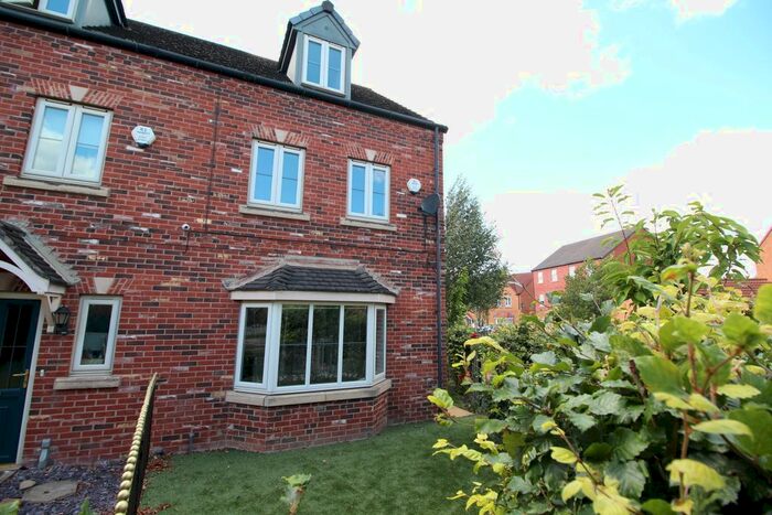 4 Bedroom Town House To Rent In Roebuck Chase, Wath-Upon-Dearne, Rotherham, S63