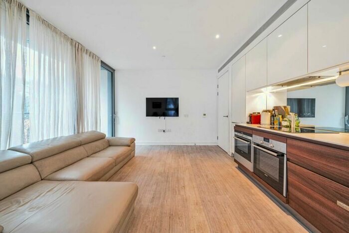 2 Bedroom Flat To Rent In Eastfields Avenue, Riverside Quarter, SW18