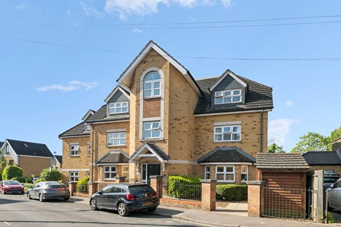 2 Bedroom Flat For Sale In Murray Court, St Margarets Road, Hanwell, W7