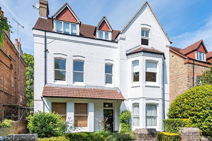 1 Bedroom Flat To Rent In Grange Park, Ealing, W5