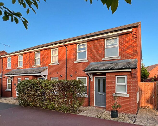 2 Bedroom Semi-Detached House For Sale In Paradise Orchard, Aylesbury, HP18