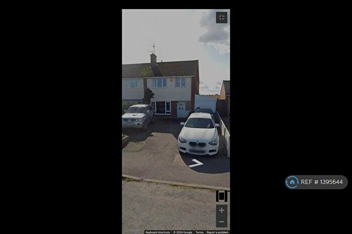 3 Bedroom Semi-Detached House To Rent In Peartree Close, Leicester, LE7