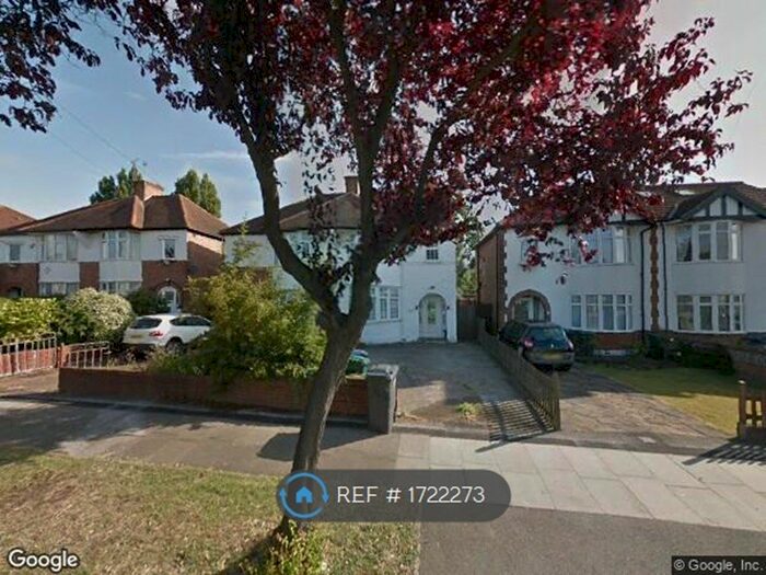 3 Bedroom Semi-Detached House To Rent In Devonshire Road, London, NW7