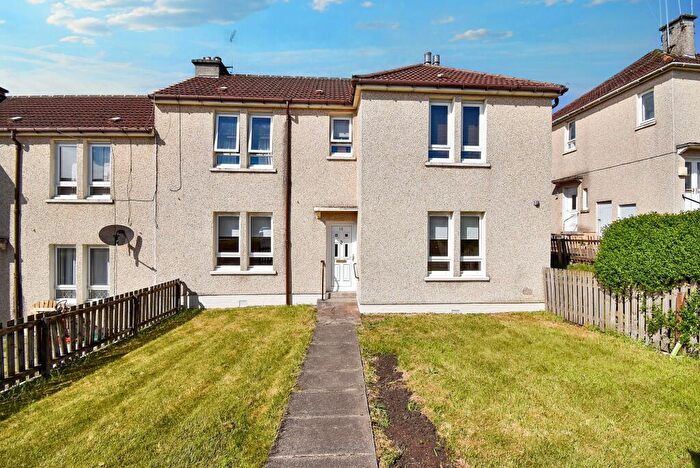 2 Bedroom Flat To Rent In Johnston Avenue, Kilsyth, G65